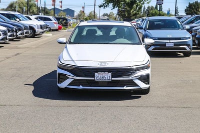 2025 Hyundai ELANTRA SEL Convenience