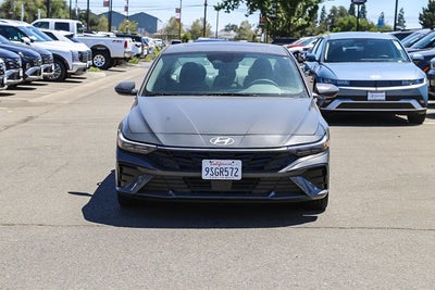 2025 Hyundai ELANTRA SEL Convenience