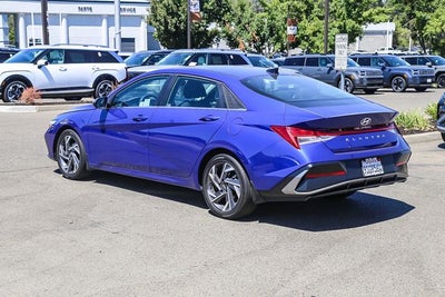 2025 Hyundai ELANTRA SEL Convenience