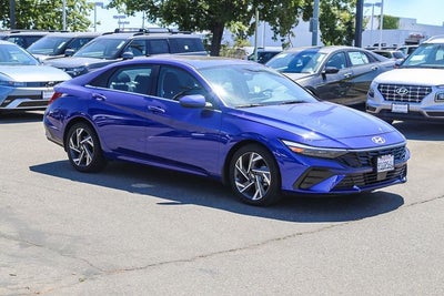 2025 Hyundai ELANTRA SEL Convenience