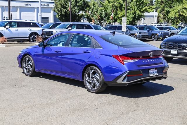 2025 Hyundai ELANTRA SEL Convenience