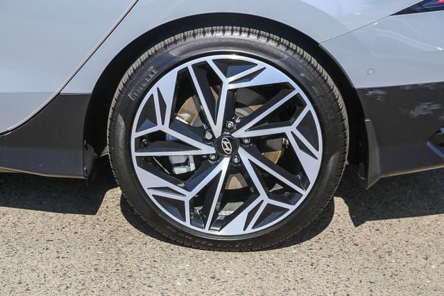 2023 Hyundai IONIQ 6 Limited
