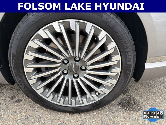 2023 Genesis Electrified G80 Base