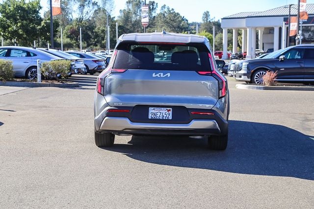 2024 Kia EV9 Light Long Range