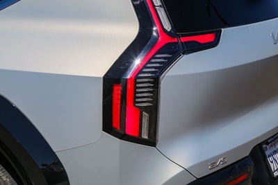 2024 Kia EV9 Land