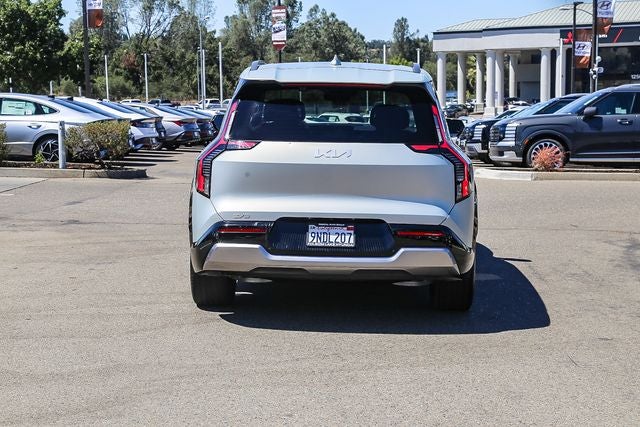 2024 Kia EV9 Land