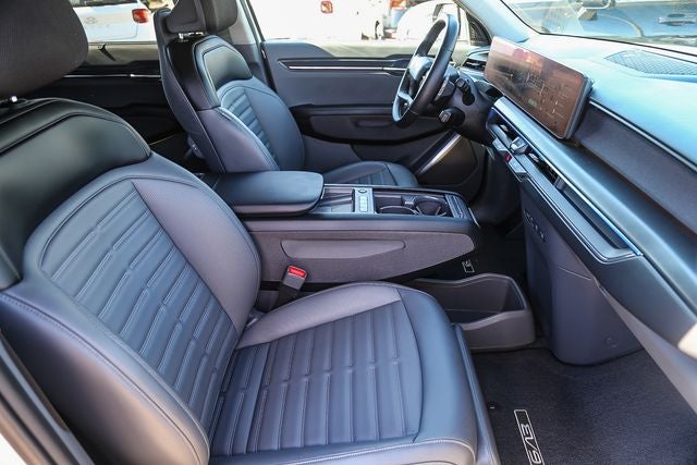 2024 Kia EV9 Land