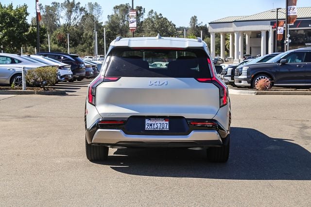 2024 Kia EV9 Land