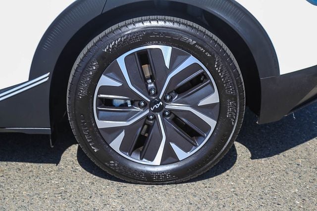2024 Kia EV6 Light