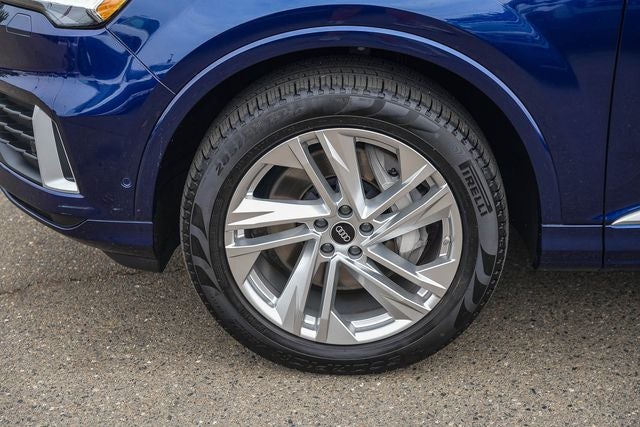 2022 Audi Q7 45 Premium Plus quattro