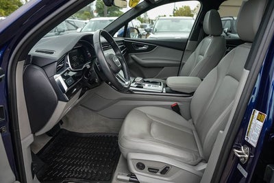 2022 Audi Q7 45 Premium Plus quattro