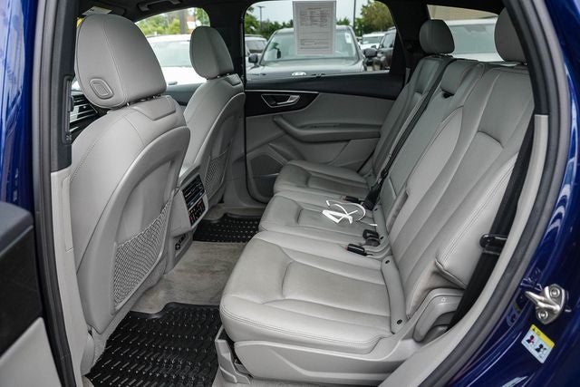 2022 Audi Q7 45 Premium Plus quattro