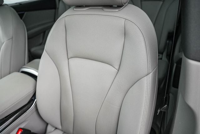 2022 Audi Q7 45 Premium Plus quattro