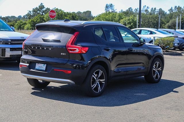 2023 Volvo XC40 B5 Core