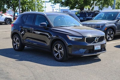 2023 Volvo XC40 B5 Core
