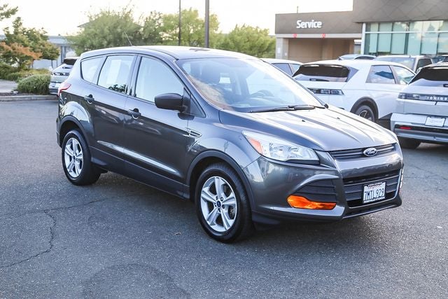 2015 Ford Escape S