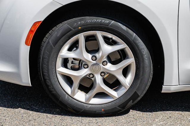 2018 Chrysler Pacifica Touring Plus