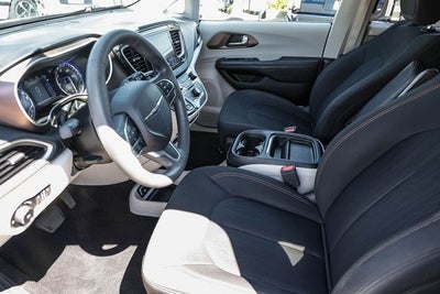 2018 Chrysler Pacifica Touring Plus