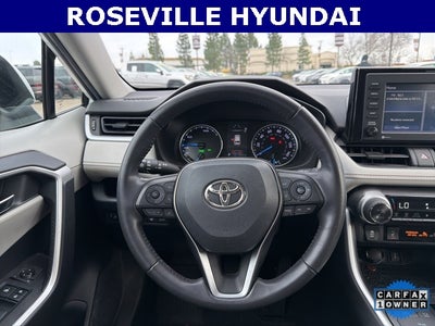 2020 Toyota RAV4 Hybrid XLE