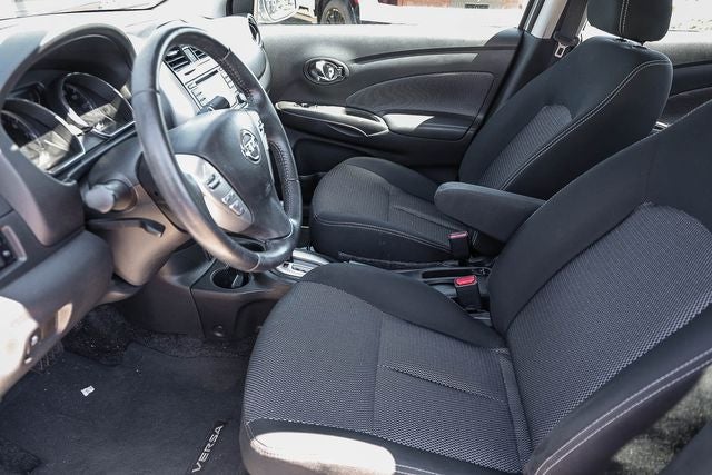 2018 Nissan Versa 1.6 SV