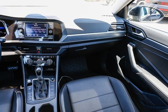 2023 Volkswagen Jetta 1.5T SE
