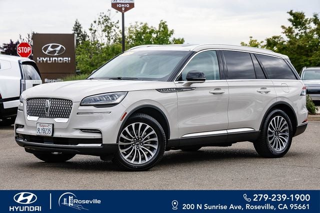 2023 Lincoln Aviator Reserve AWD's photo