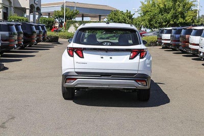2026 Hyundai TUCSON SE FWD