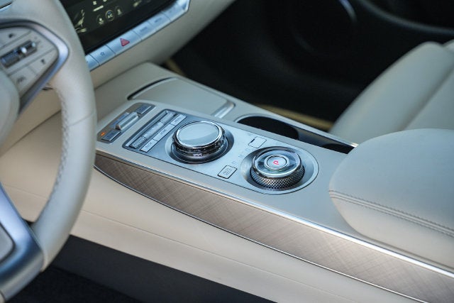 2025 Genesis Electrified GV70 Advanced