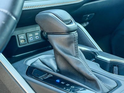 2022 Toyota Highlander Hybrid Bronze Edition