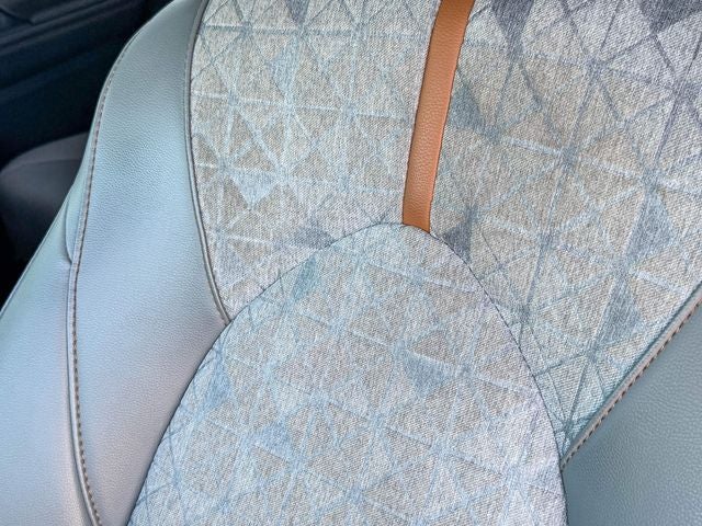 2022 Toyota Highlander Hybrid Bronze Edition