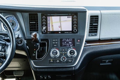 2019 Toyota Sienna Limited Premium 7 Passenger