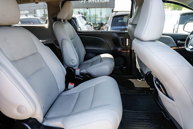 2019 Toyota Sienna Limited Premium 7 Passenger