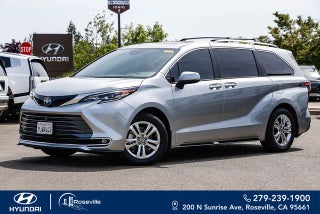 2024 Toyota Sienna Platinum 7 Passenger
