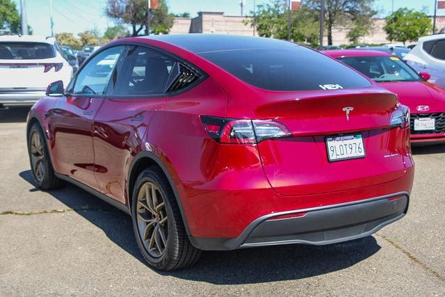 Used 2024 Tesla Model Y Long Range with VIN 7SAYGDEE3RF005723 for sale in Roseville, CA