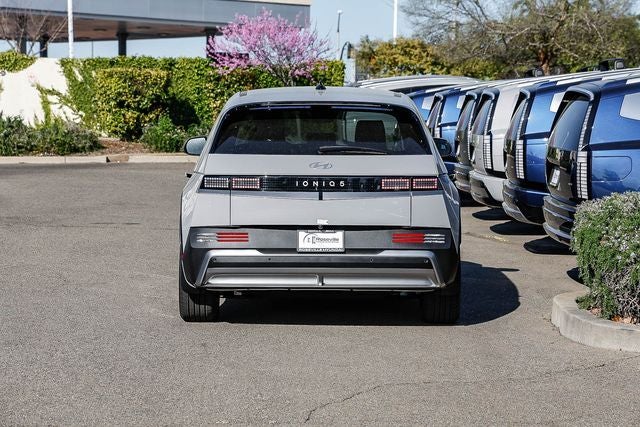 2026 Hyundai IONIQ 5 SE