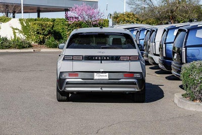 2026 Hyundai IONIQ 5 SE