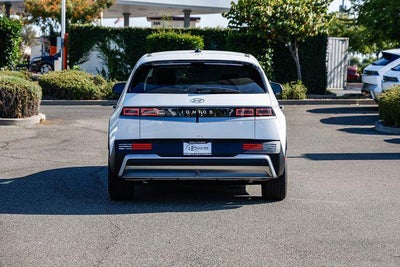 2026 Hyundai IONIQ 5 SE Standard Range