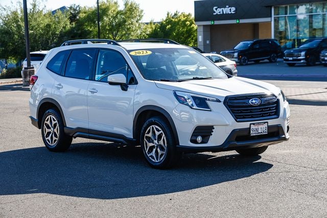 2023 Subaru Forester Premium
