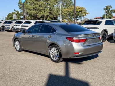 2015 Lexus ES 300h