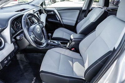2016 Toyota RAV4 Hybrid XLE