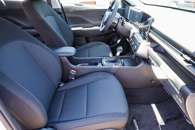 2026 Hyundai KONA SE FWD