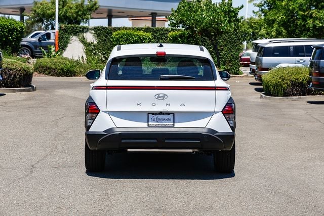 2026 Hyundai KONA SE FWD