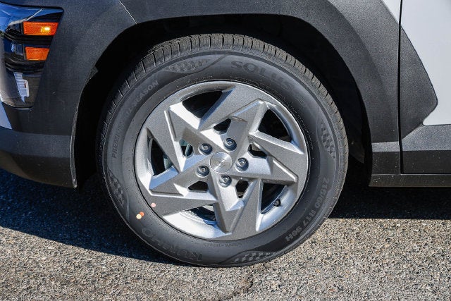 2027 Hyundai KONA SE FWD