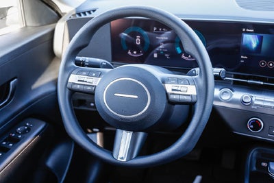 2027 Hyundai KONA SE FWD