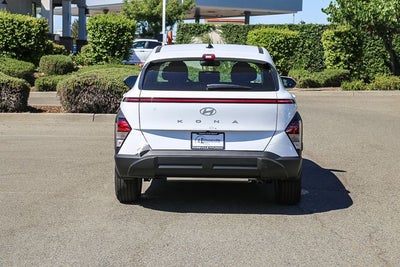 2026 Hyundai KONA SE FWD