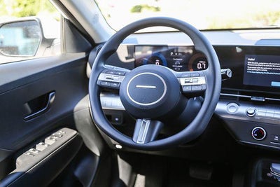 2026 Hyundai KONA SE FWD