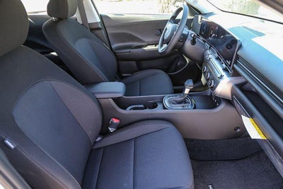 2026 Hyundai KONA SE FWD