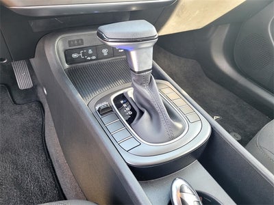 2025 Hyundai KONA SE