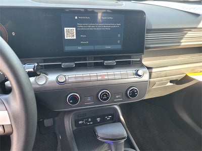 2025 Hyundai KONA SE