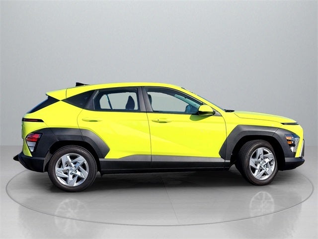 2025 Hyundai KONA SE